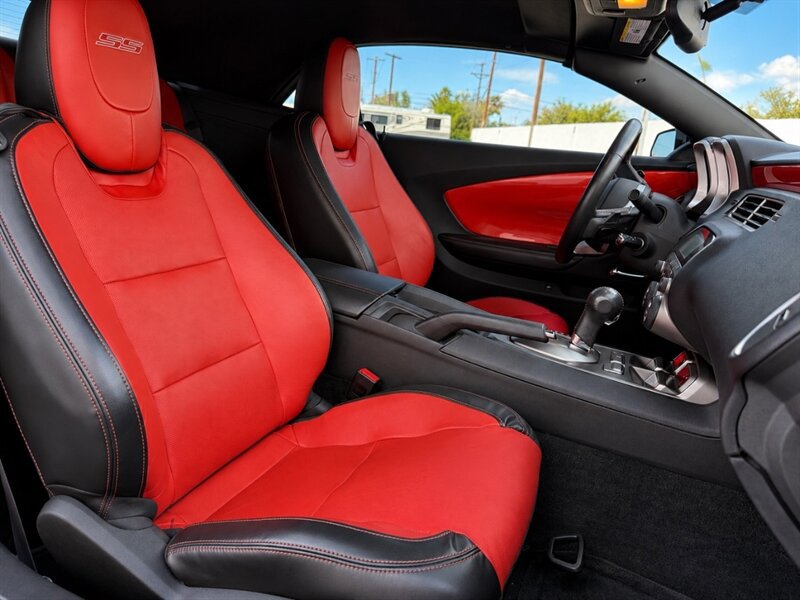 Used 2011 Chevrolet Camaro SS w/ RS Package RWD image 34