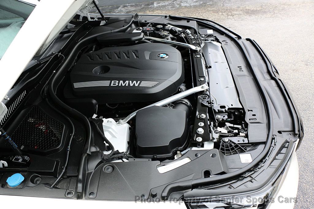 Used 2025 BMW 540i xDrive w/ Premium Package image 13