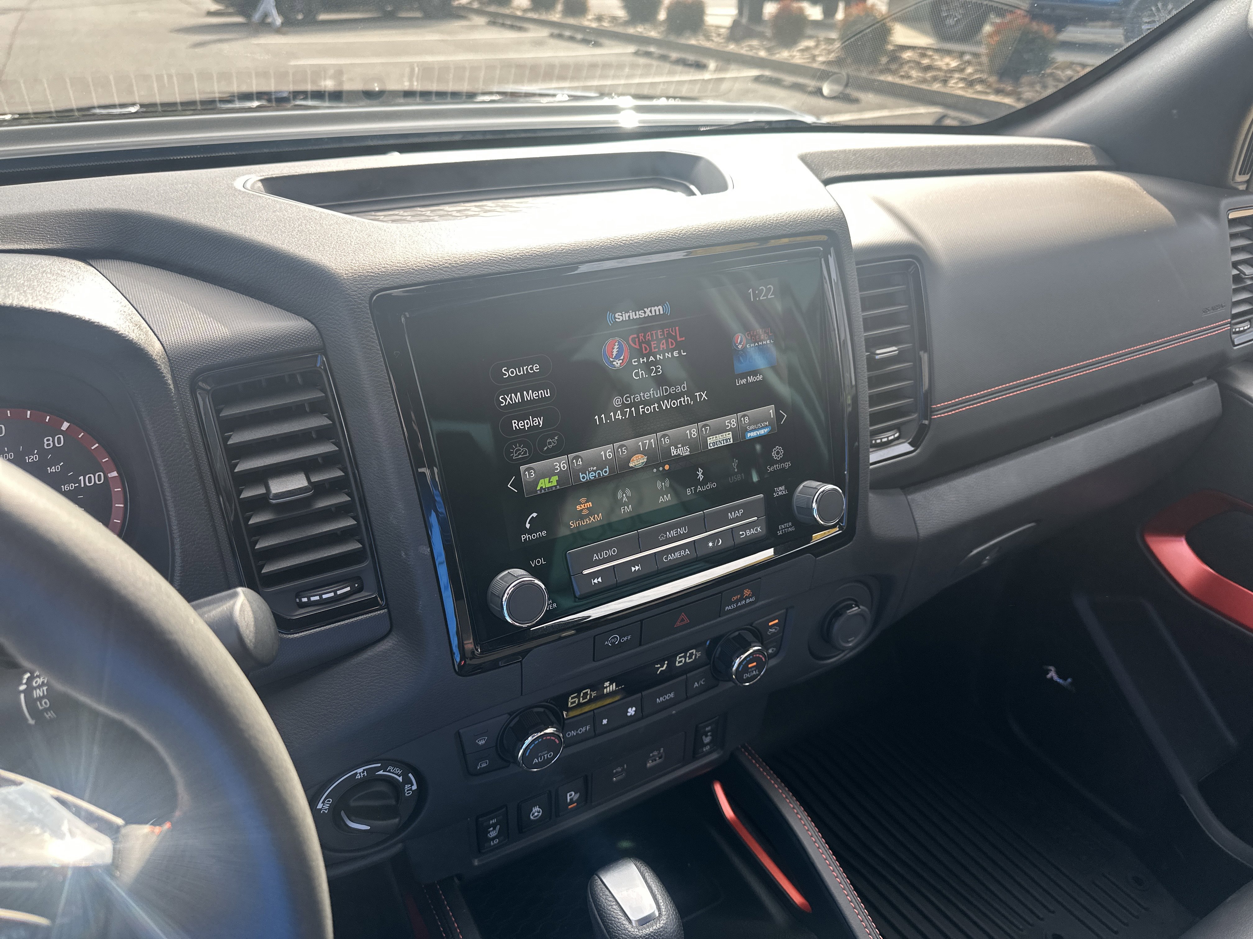 Used 2024 Nissan Frontier PRO-4X w/ Pro Premium Package image 44