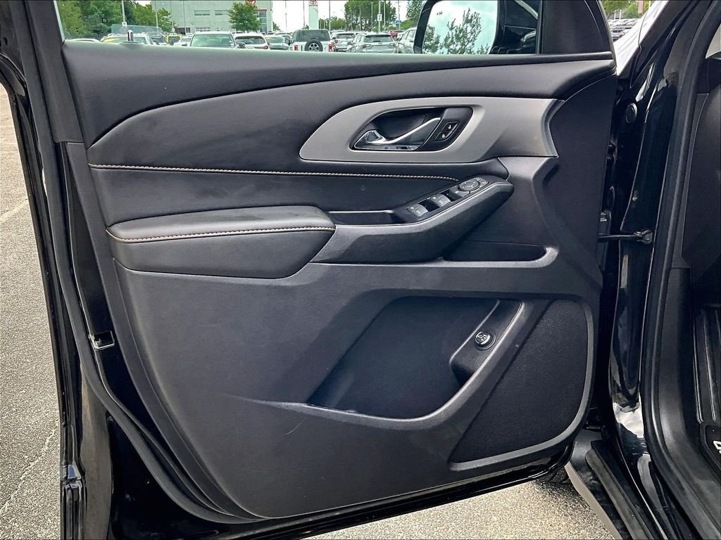 Used 2020 Chevrolet Traverse LT AWD/4WD image 9