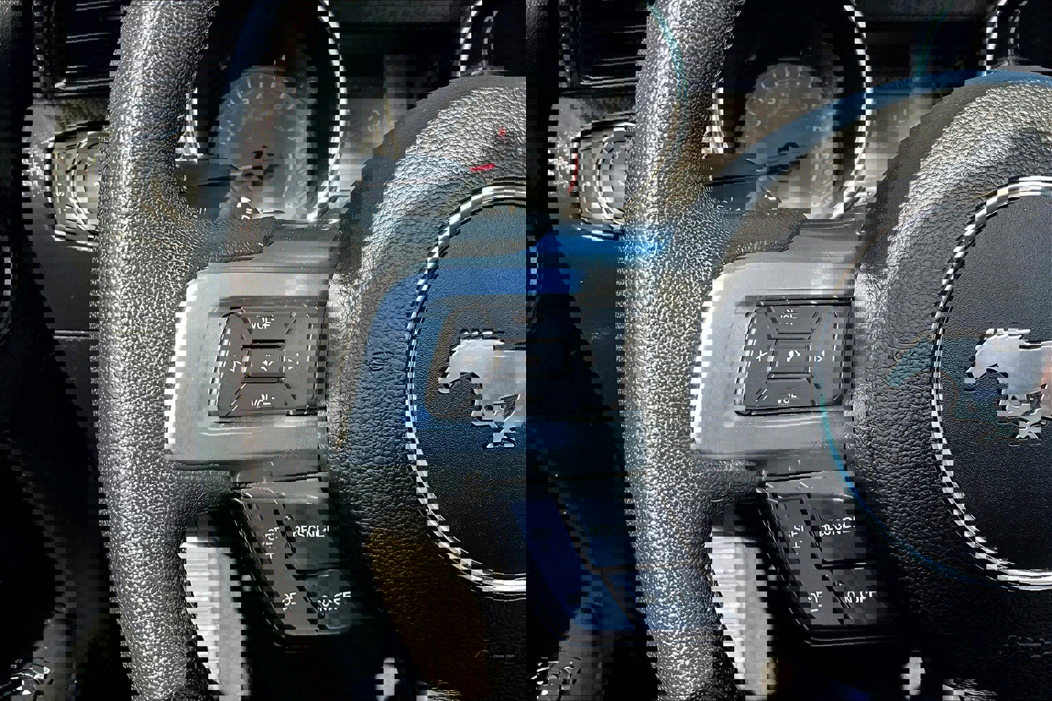 Used 2022 Ford Mustang Convertible w/ Equipment Group 101A image 22