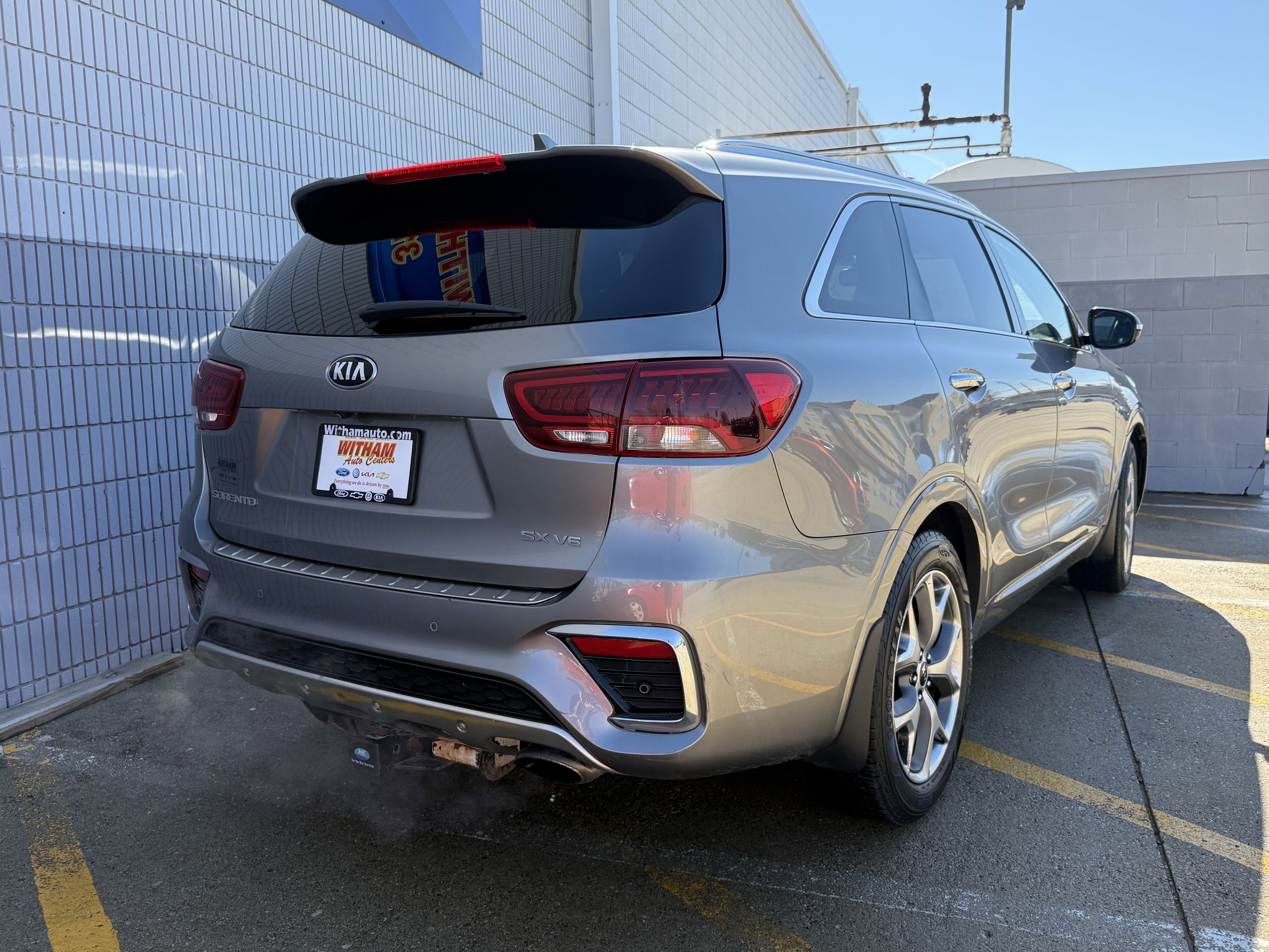 Used 2019 Kia Sorento SX image 4