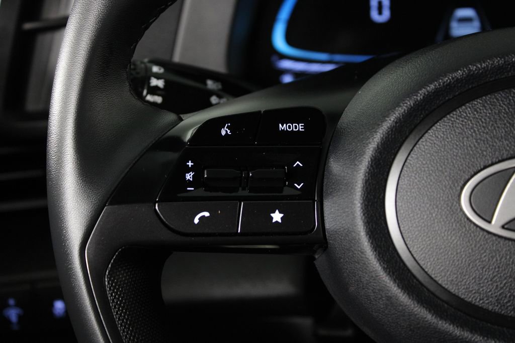 Certified 2026 Hyundai Elantra Sport w/ Cargo Package FWD image 26