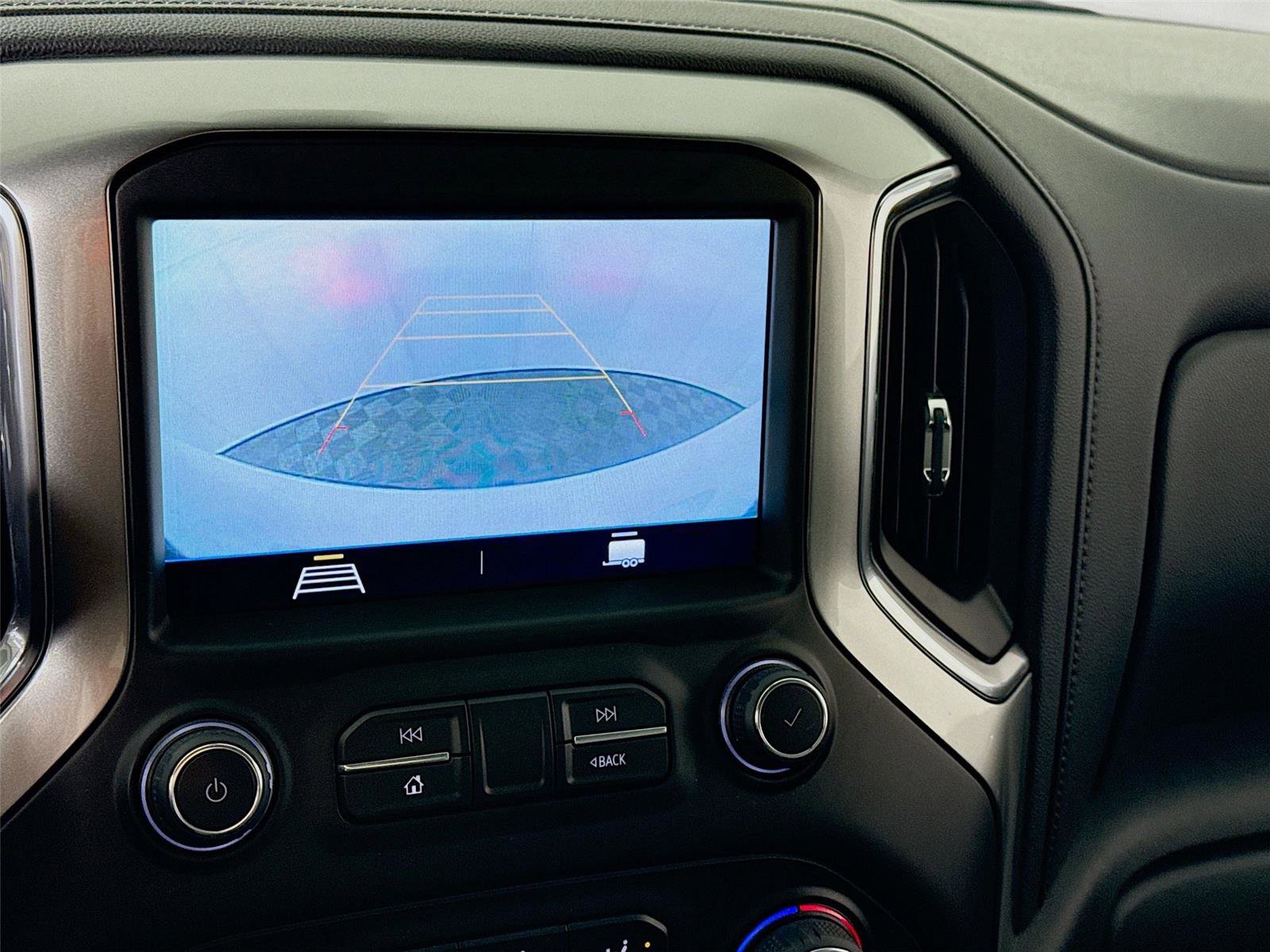 Used 2019 Chevrolet Silverado 1500 LT w/ All-Star Edition image 7