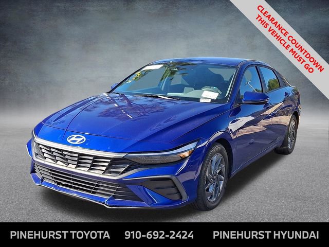 Used 2024 Hyundai Elantra SEL image 4