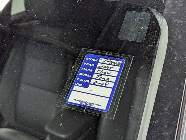 Used 2025 Chevrolet Trax LT w/ Driver Confidence Package image 27