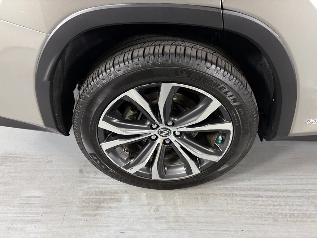 Used 2018 Lexus RX 450hL Premium w/ Premium Package AWD/4WD image 11