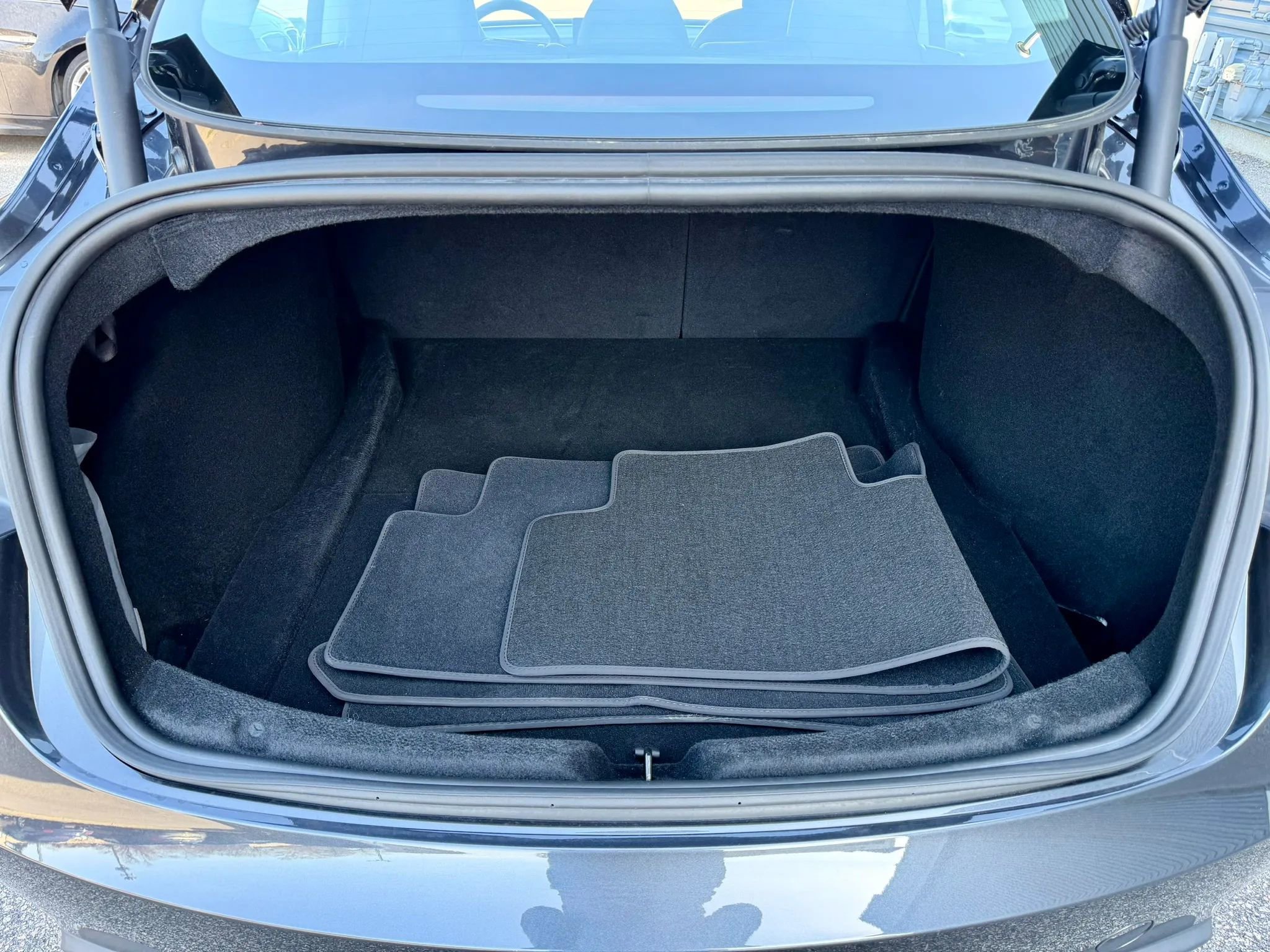 Used 2024 Tesla Model 3 Standard Range image 11