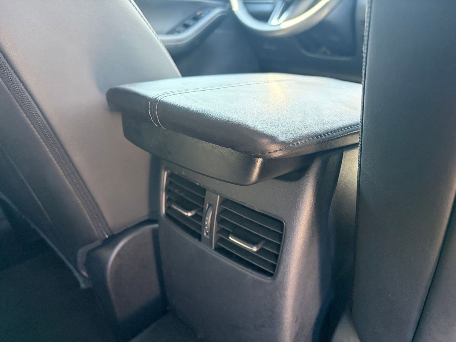 Used 2025 MAZDA CX-30 AWD 2.5 S w/ Select Sport Pkg image 23