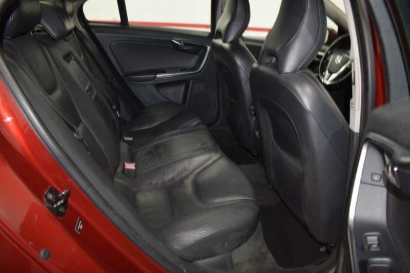 Used 2012 Volvo S60 T5 FWD image 11