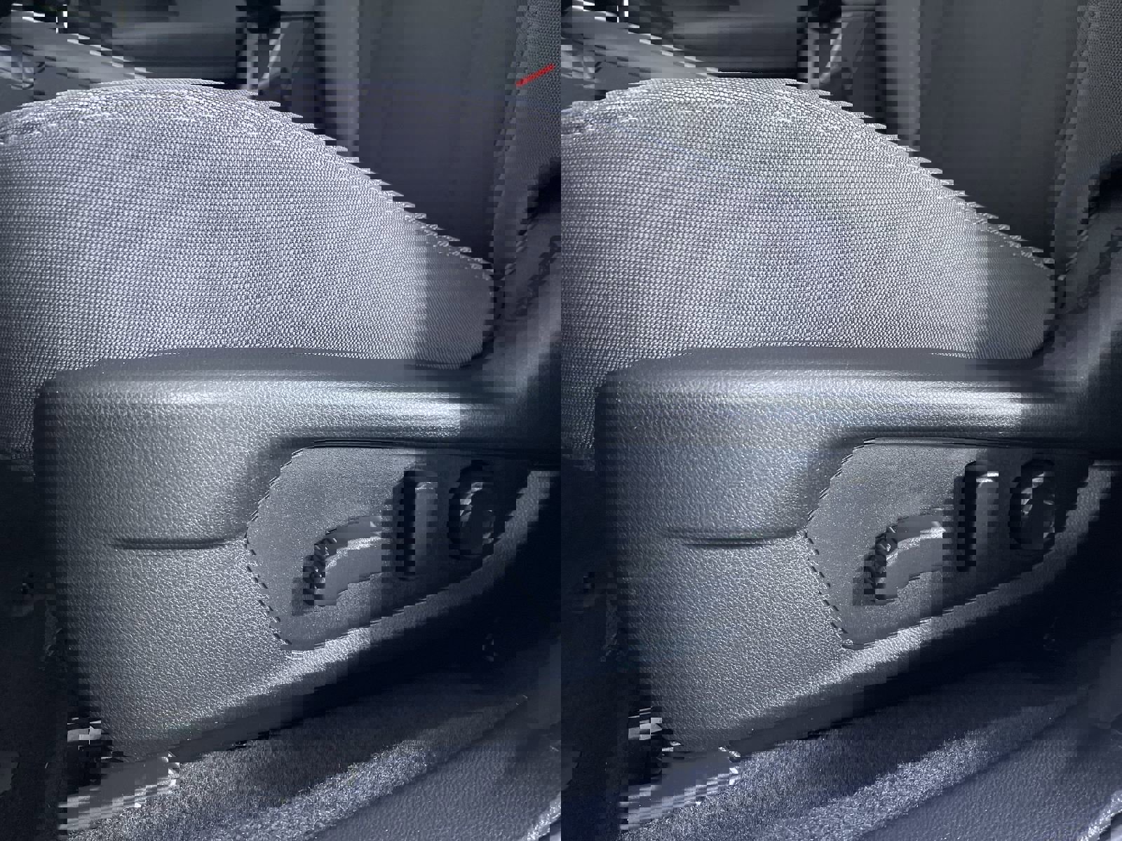 Certified 2025 Subaru Crosstrek 2.0i Premium image 13