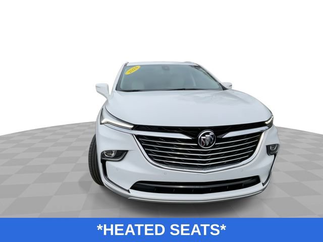 Used 2024 Buick Enclave Essence image 4