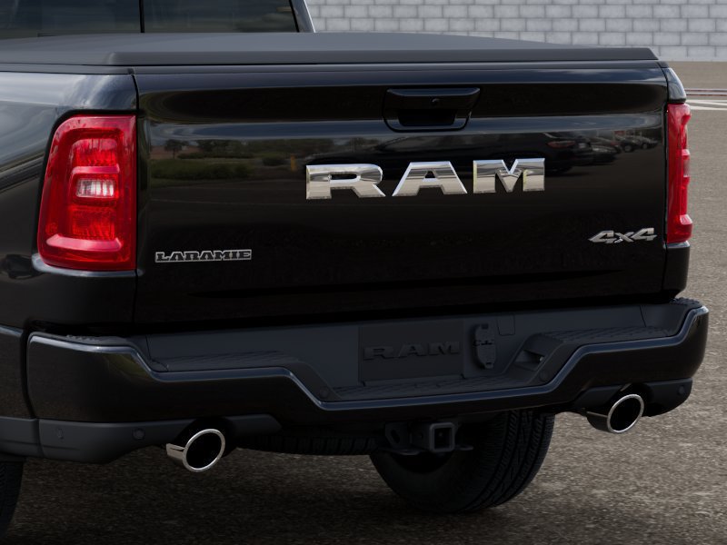 New 2026 RAM 1500 Laramie AWD/4WD image 13