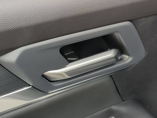 New 2027 GMC Terrain Elevation w/ Elevation Premium Package AWD/4WD image 32