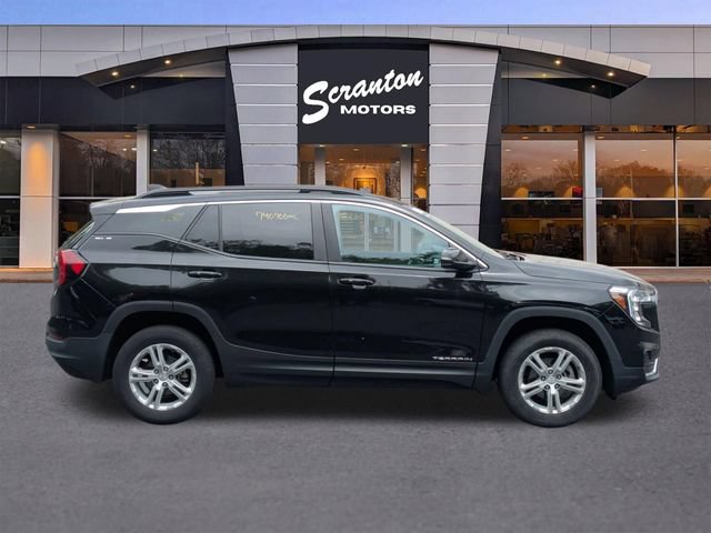 Certified 2023 GMC Terrain SLE w/ Driver Convenience Package AWD/4WD image 6