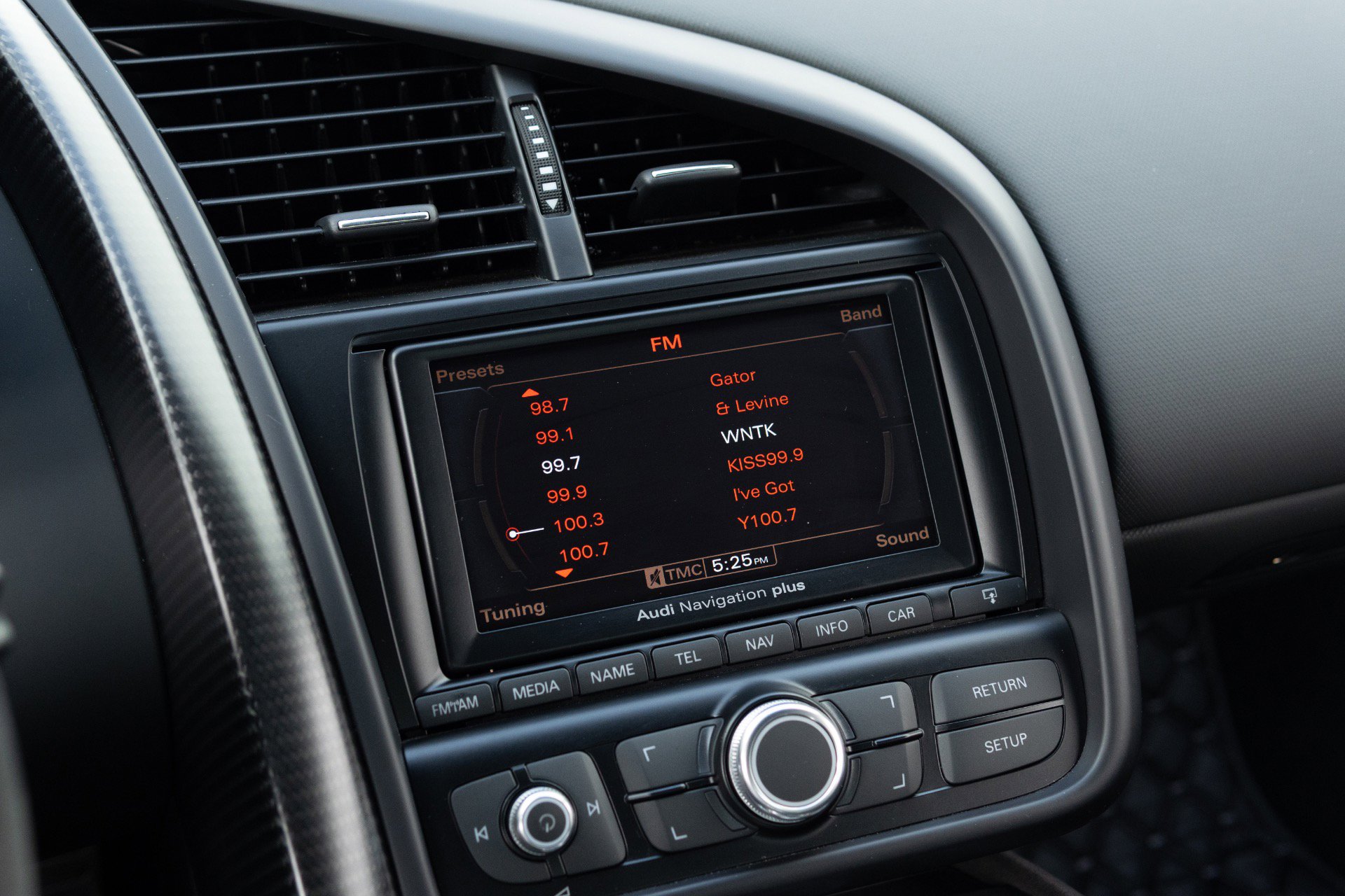 Used 2012 Audi R8 GT AWD/4WD image 71