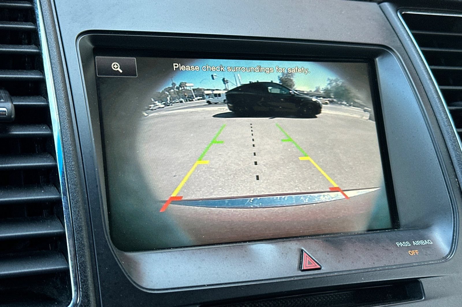 Used 2014 Ford Taurus Limited FWD image 20