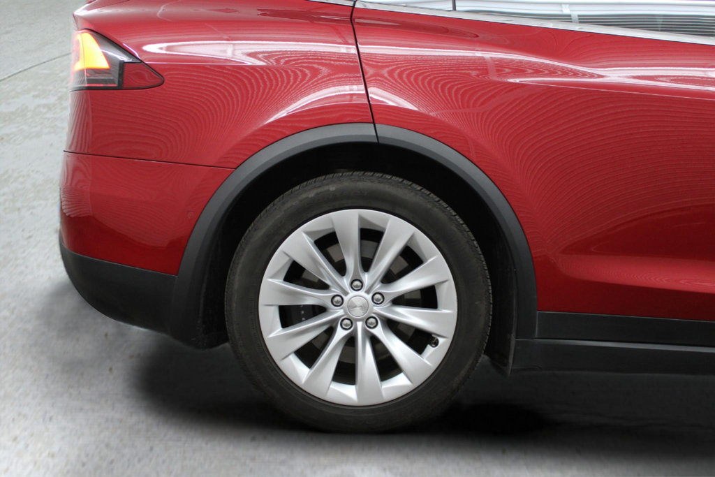 Used 2018 Tesla Model X 75D AWD/4WD image 12