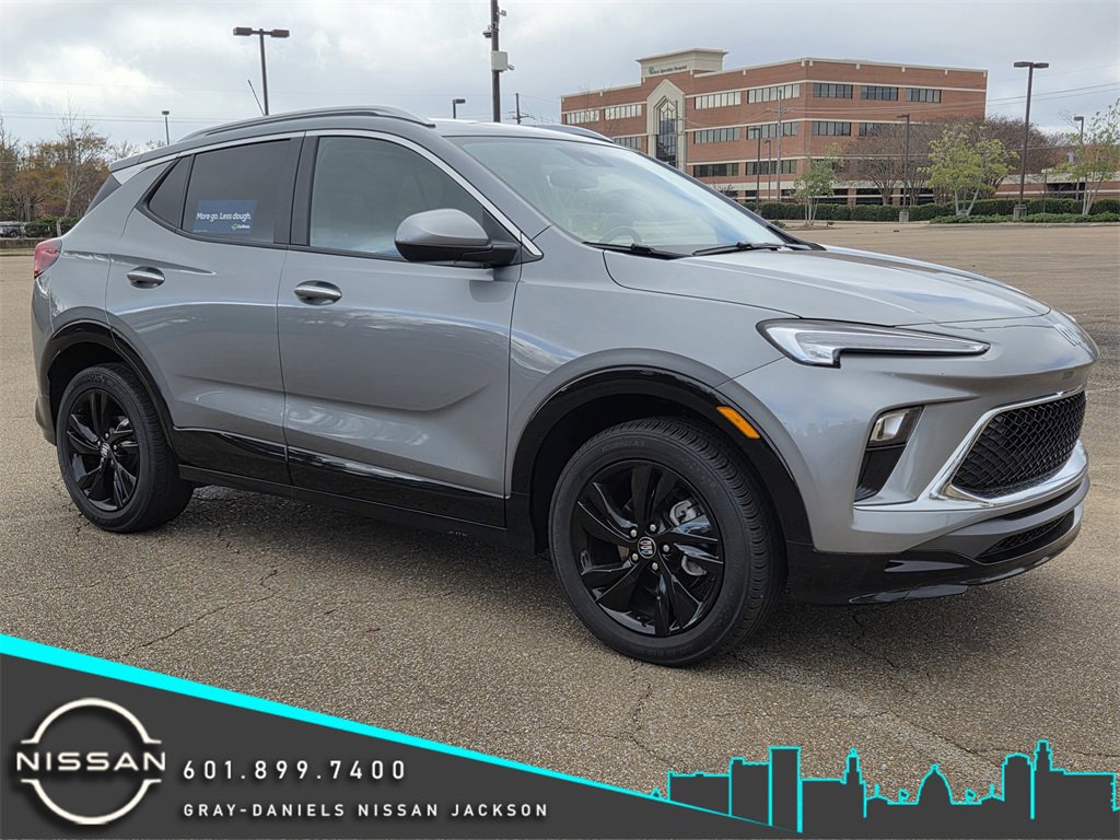 Used 2024 Buick Encore GX Sport Touring image 1