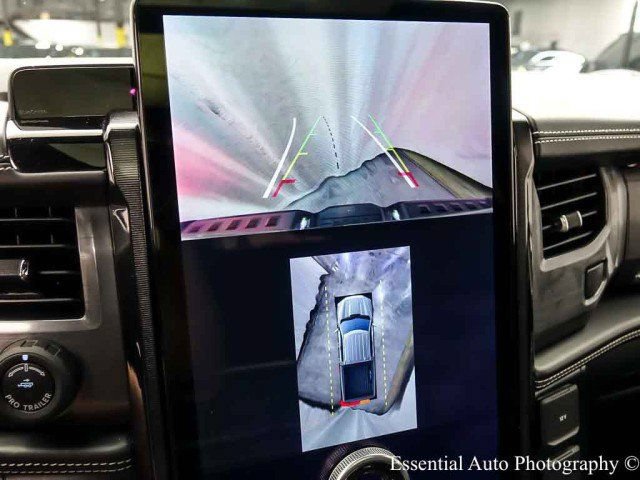 Used 2023 Ford F150 Lightning Platinum AWD/4WD image 18
