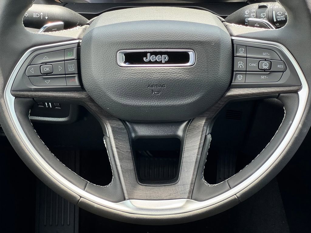 New 2026 Jeep Grand Cherokee L Limited AWD/4WD image 21