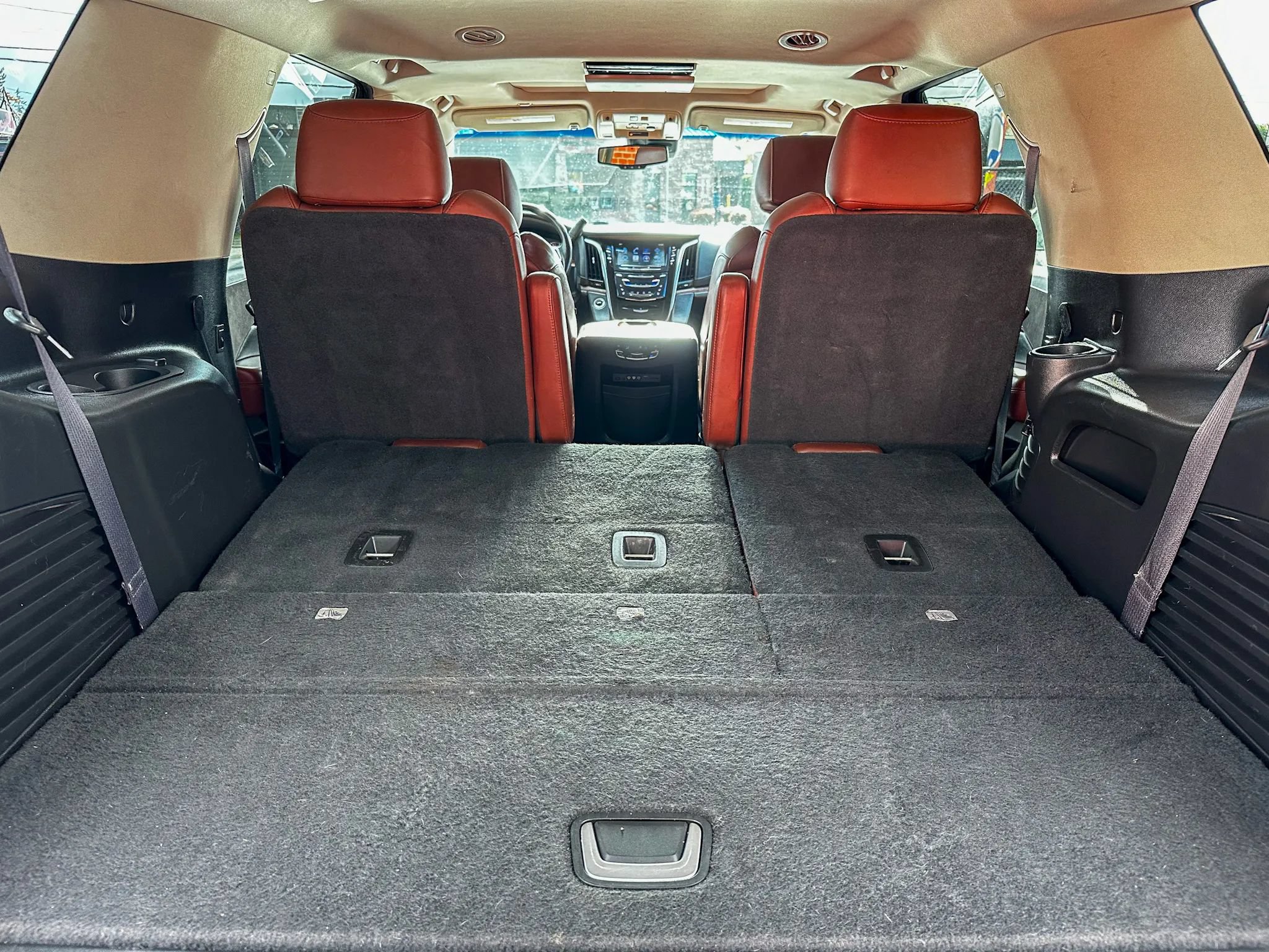 Used 2016 Cadillac Escalade Premium AWD/4WD image 36