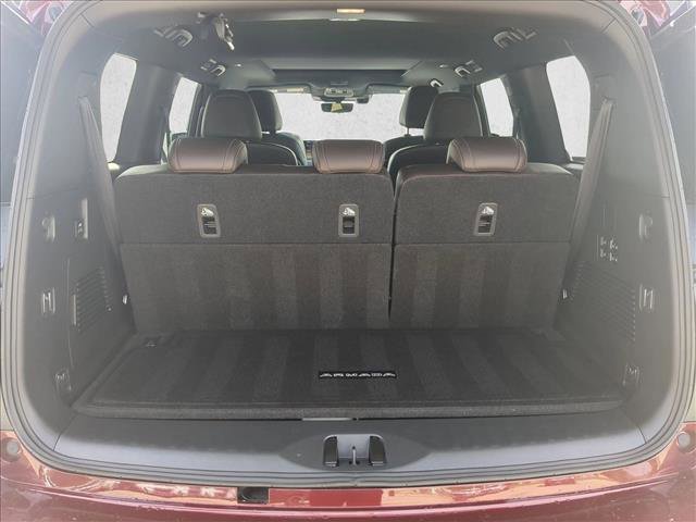 Used 2025 Nissan Armada Platinum RWD image 6