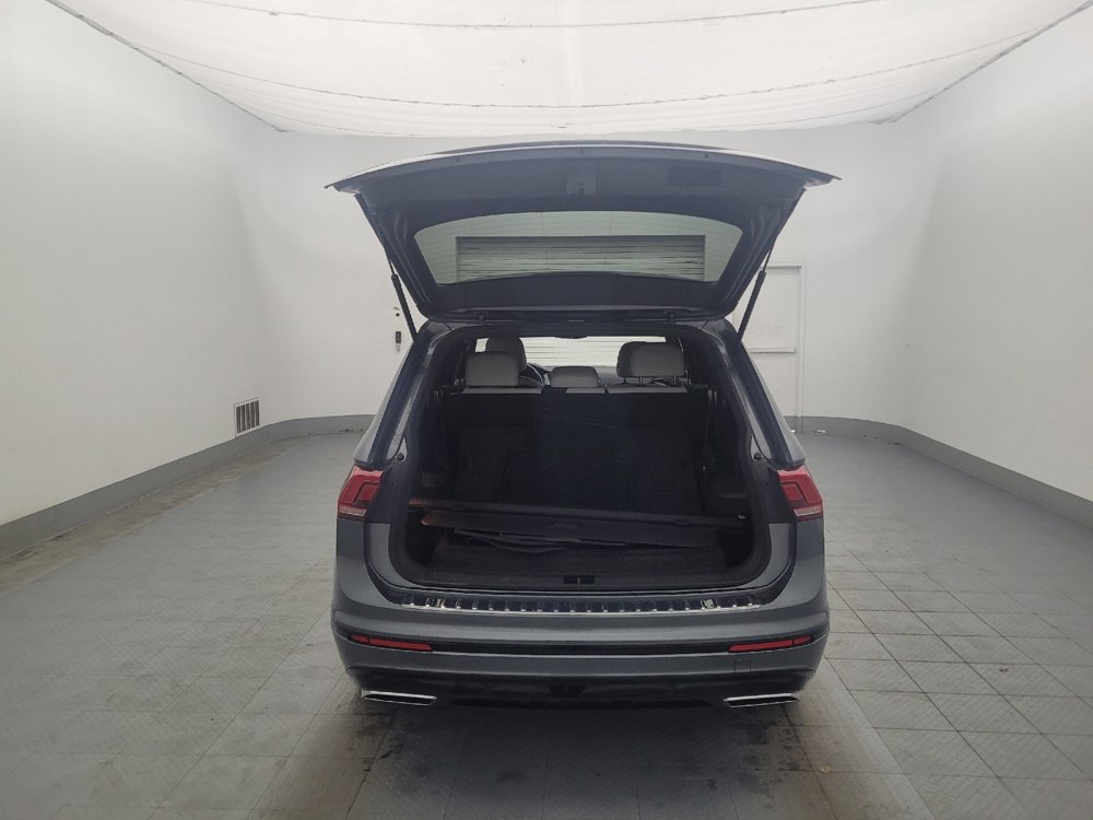 Used 2021 Volkswagen Tiguan SE R-Line FWD image 29