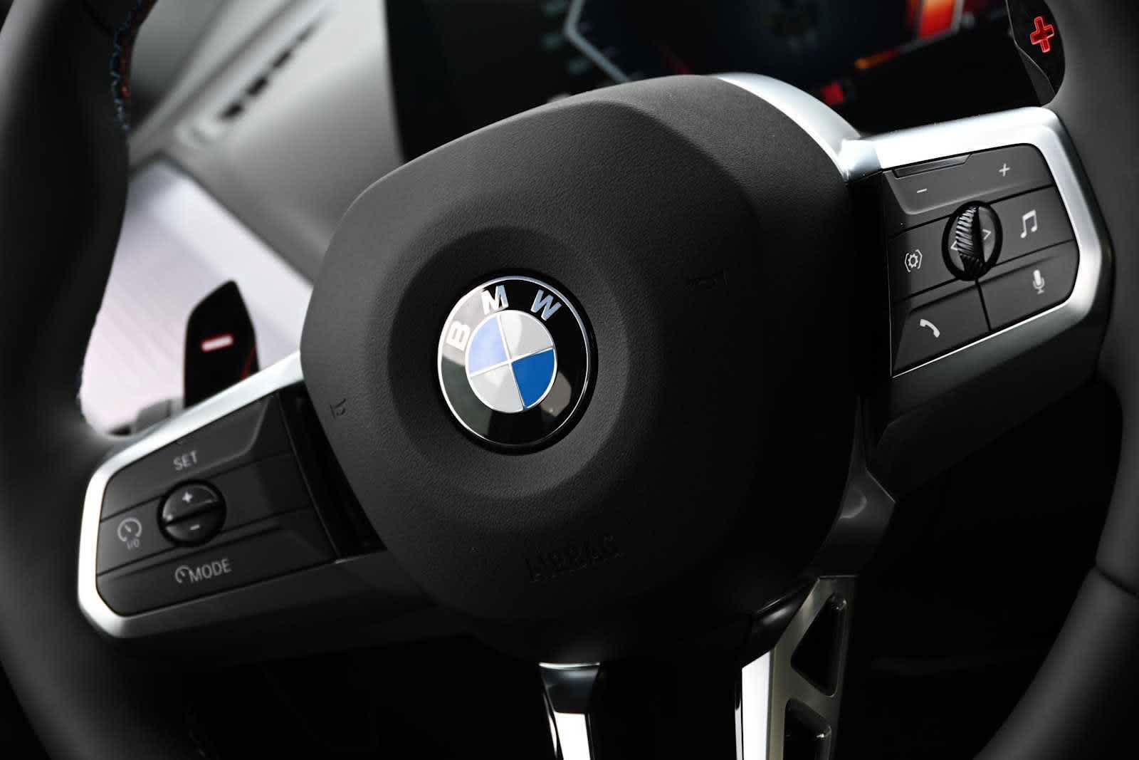 Used 2025 BMW M235i xDrive w/ Premium Package AWD/4WD image 34
