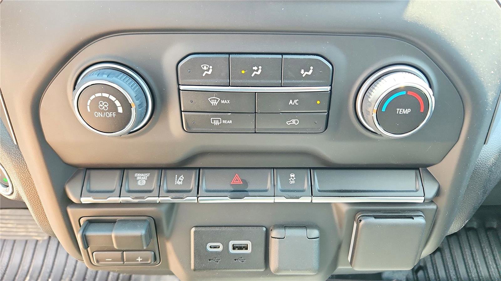 New 2026 Chevrolet Silverado 3500 W/T w/ WT Convenience Package AWD/4WD image 29