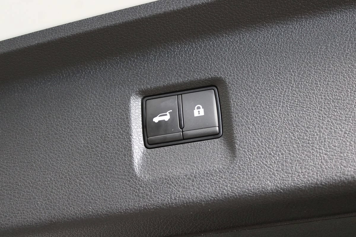 Used 2023 INFINITI QX60 Luxe w/ Cargo Package FWD image 41