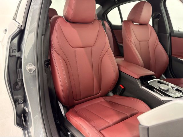 Certified 2023 BMW 330i xDrive Sedan w/ Premium Package AWD/4WD image 19