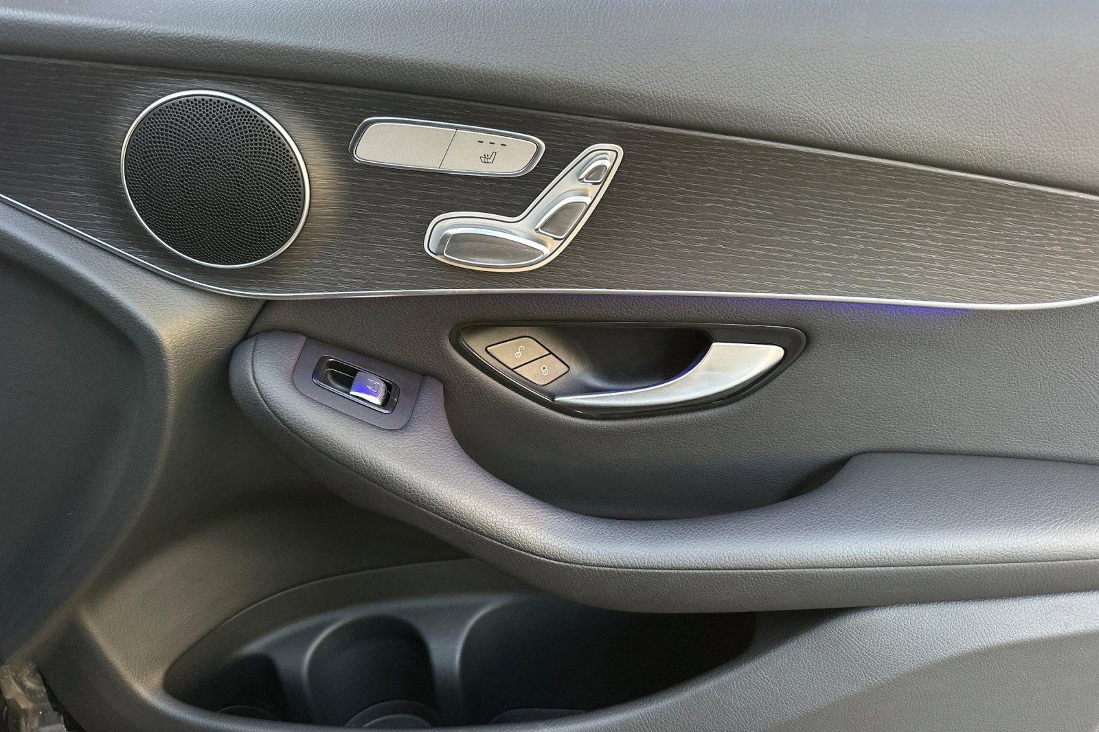 Certified 2022 Mercedes-Benz GLC 300 image 33