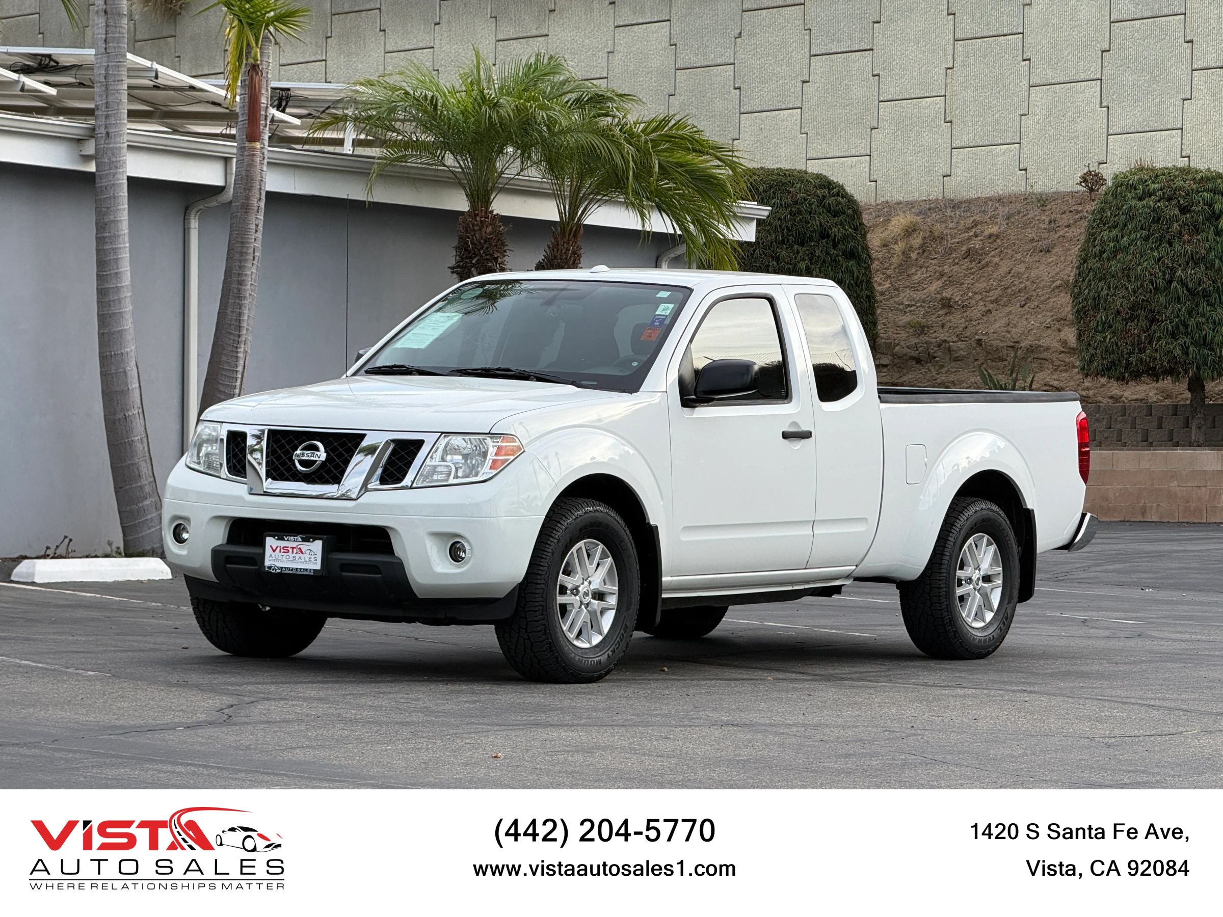 Used 2018 Nissan Frontier SV RWD image 1