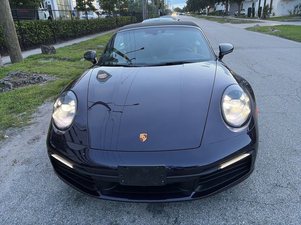 Certified 2023 Porsche 911 Carrera S RWD image 3