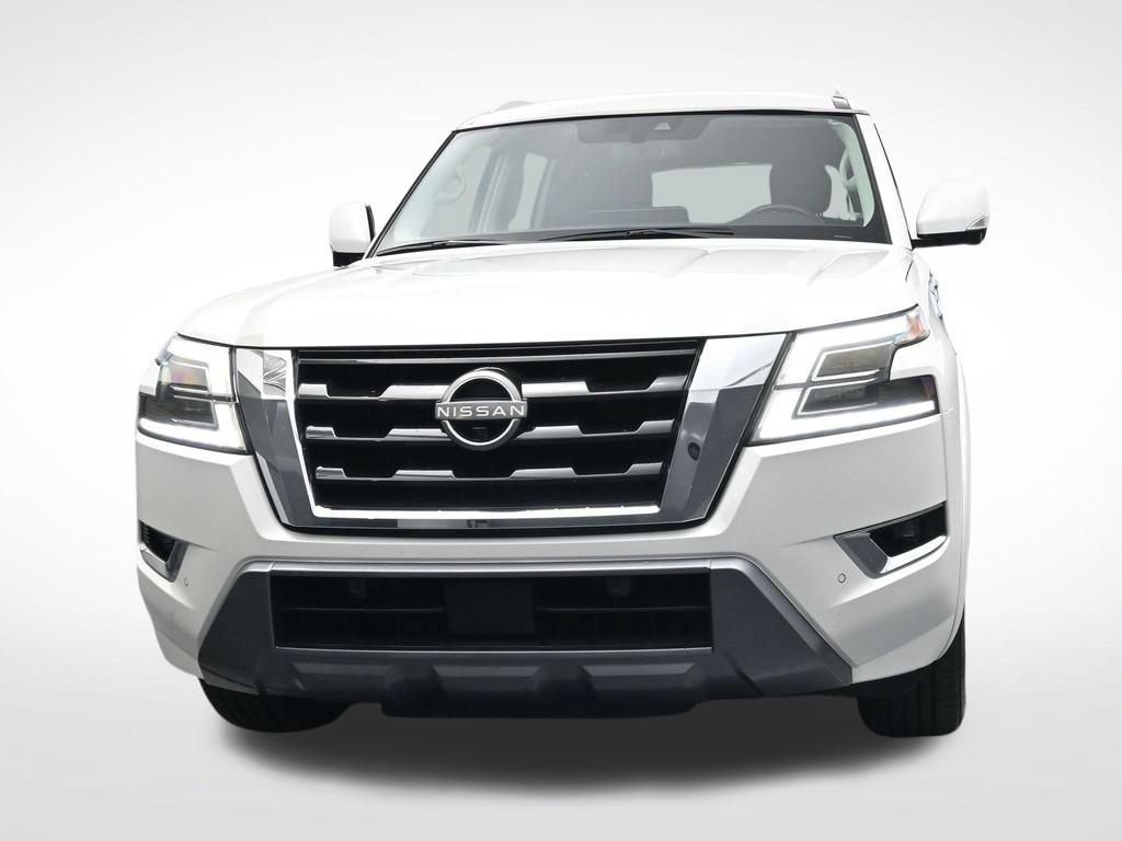 Used 2024 Nissan Armada SL w/ Captain's Chairs Package RWD image 2