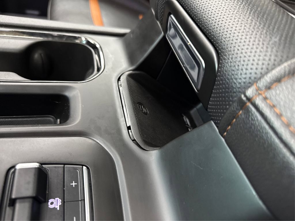 Used 2022 GMC Sierra 1500 AT4 w/ AT4 Premium Package image 43