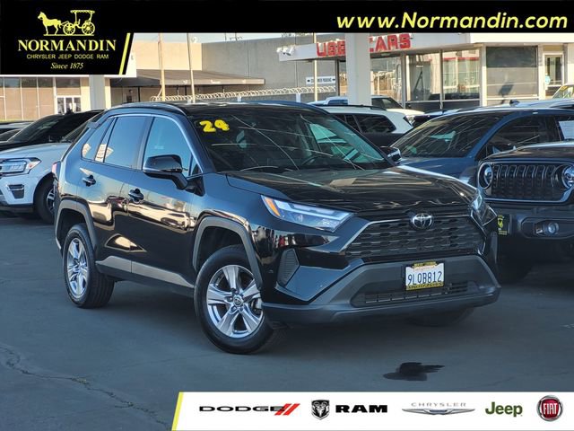 Used 2024 Toyota RAV4 XLE image 1