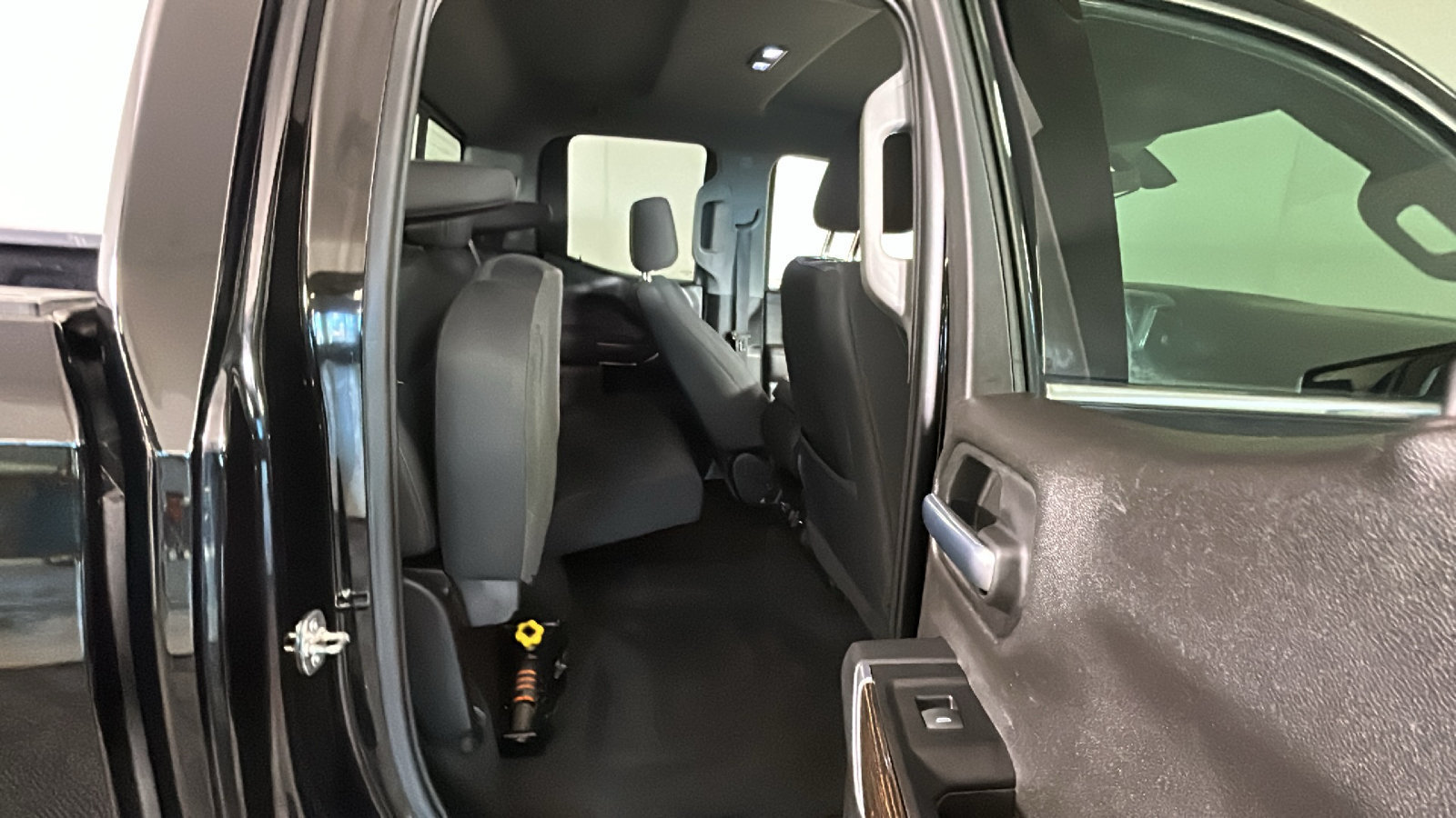 Used 2019 GMC Sierra 1500 SLE w/ SLE Value Package AWD/4WD image 36