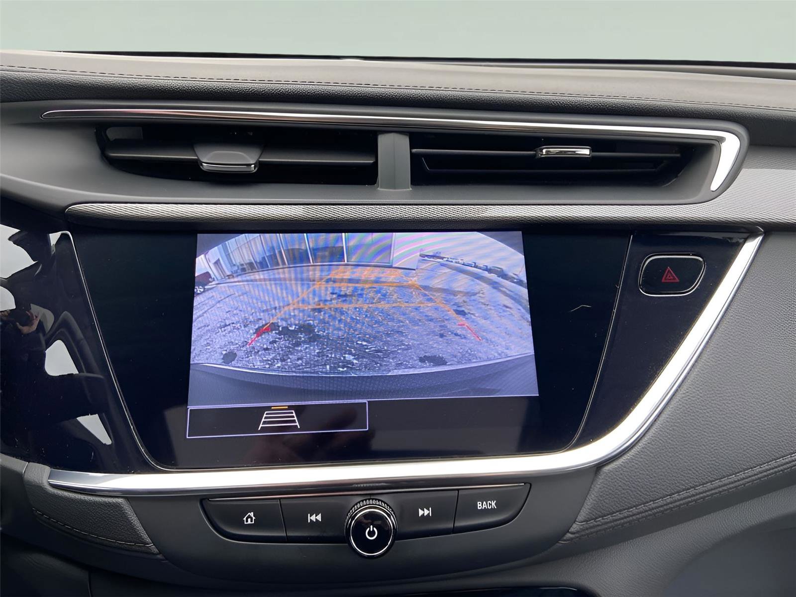 Used 2022 Buick Encore GX Essence w/ Experience Buick Package image 27