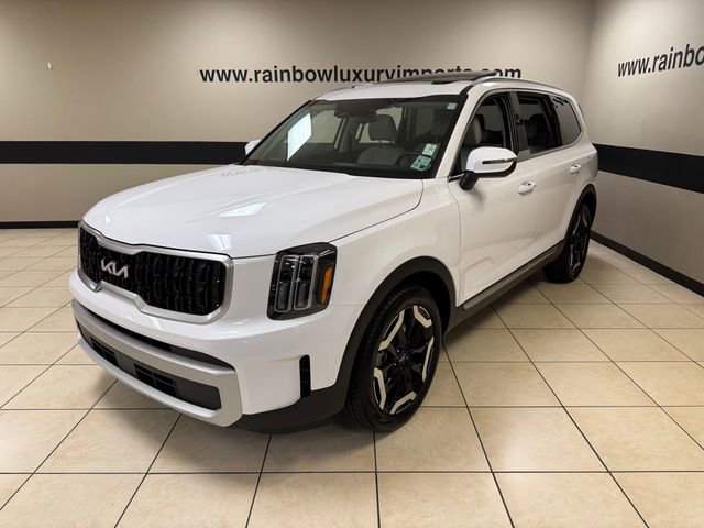 Used 2025 Kia Telluride EX FWD image 3