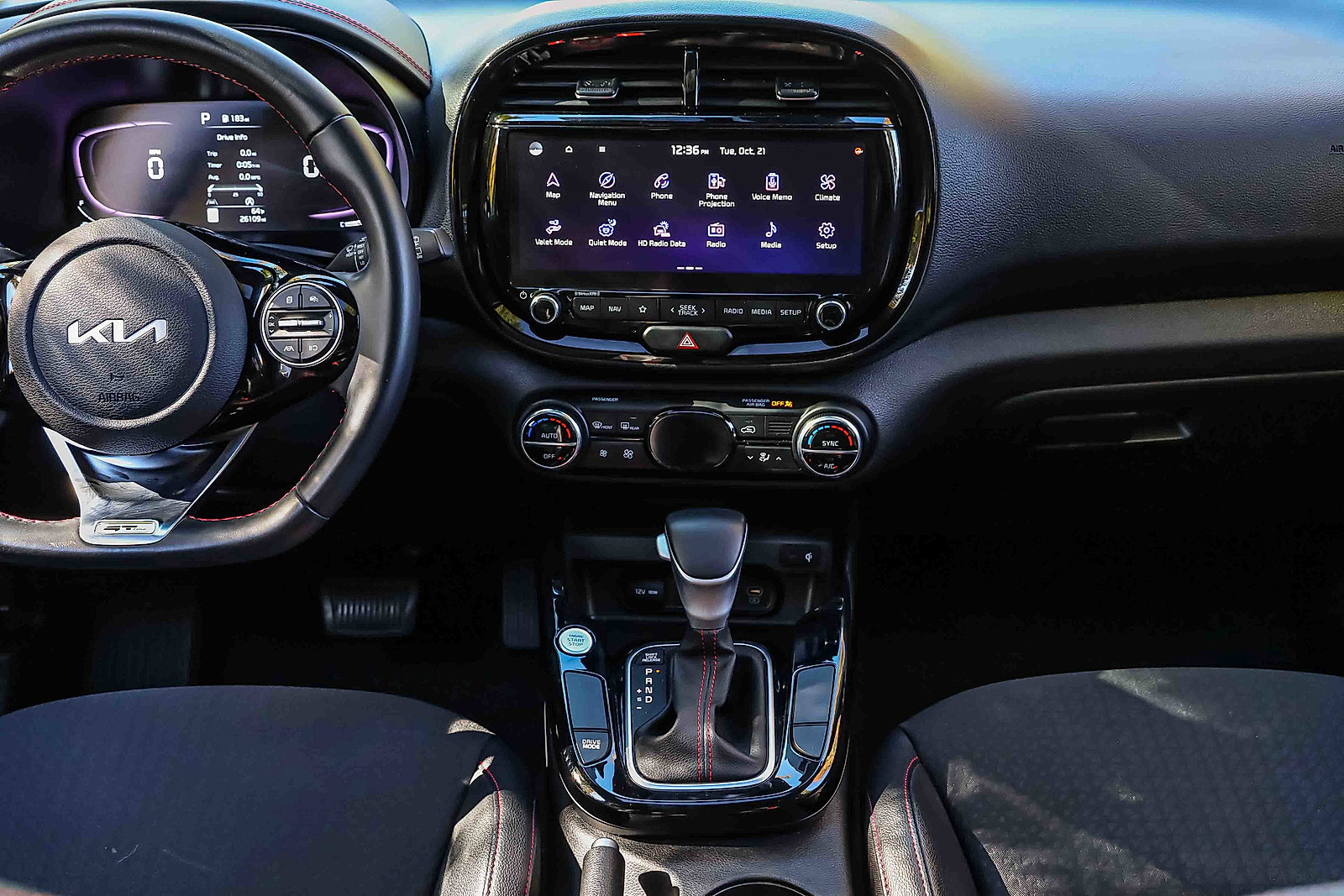 Certified 2023 Kia Soul GT-Line image 11