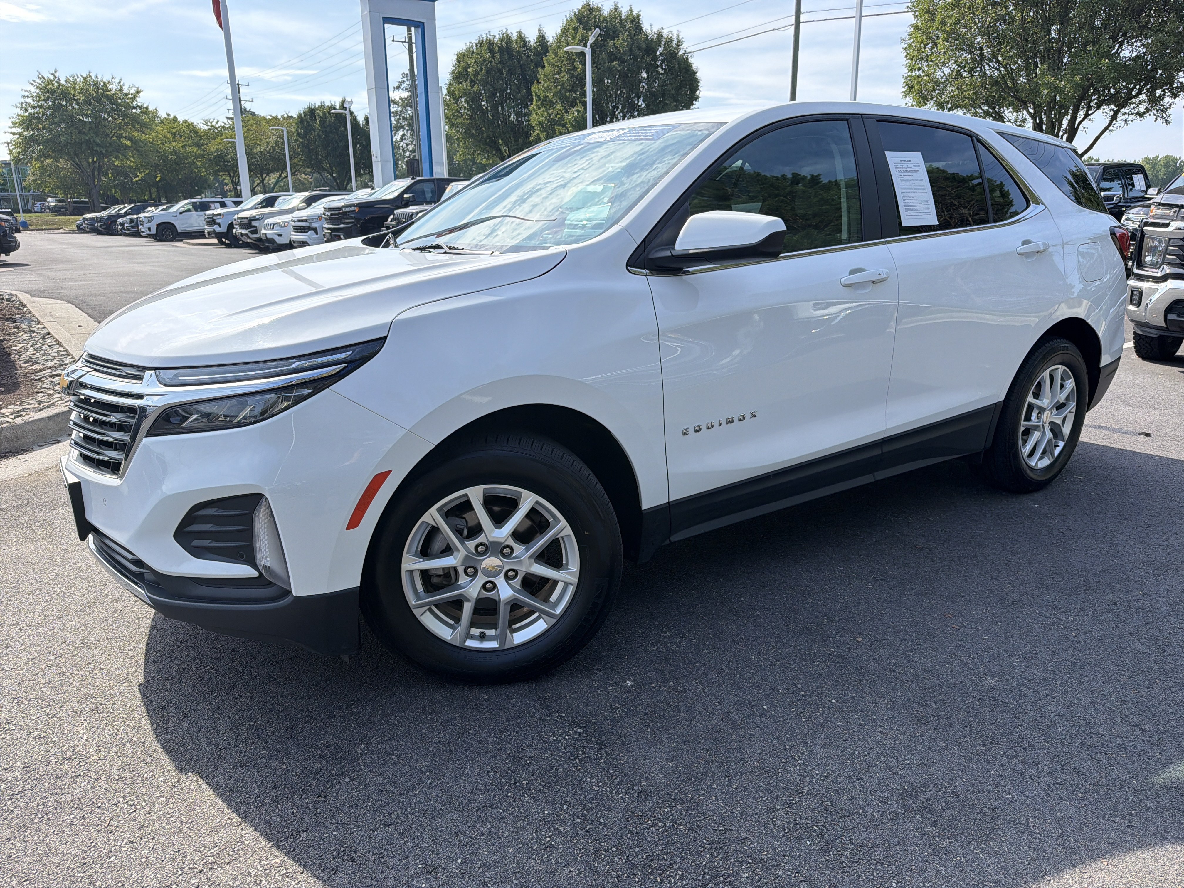 Used 2024 Chevrolet Equinox LT AWD/4WD image 5
