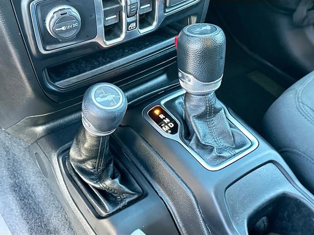 Used 2023 Jeep Wrangler Sport S image 16