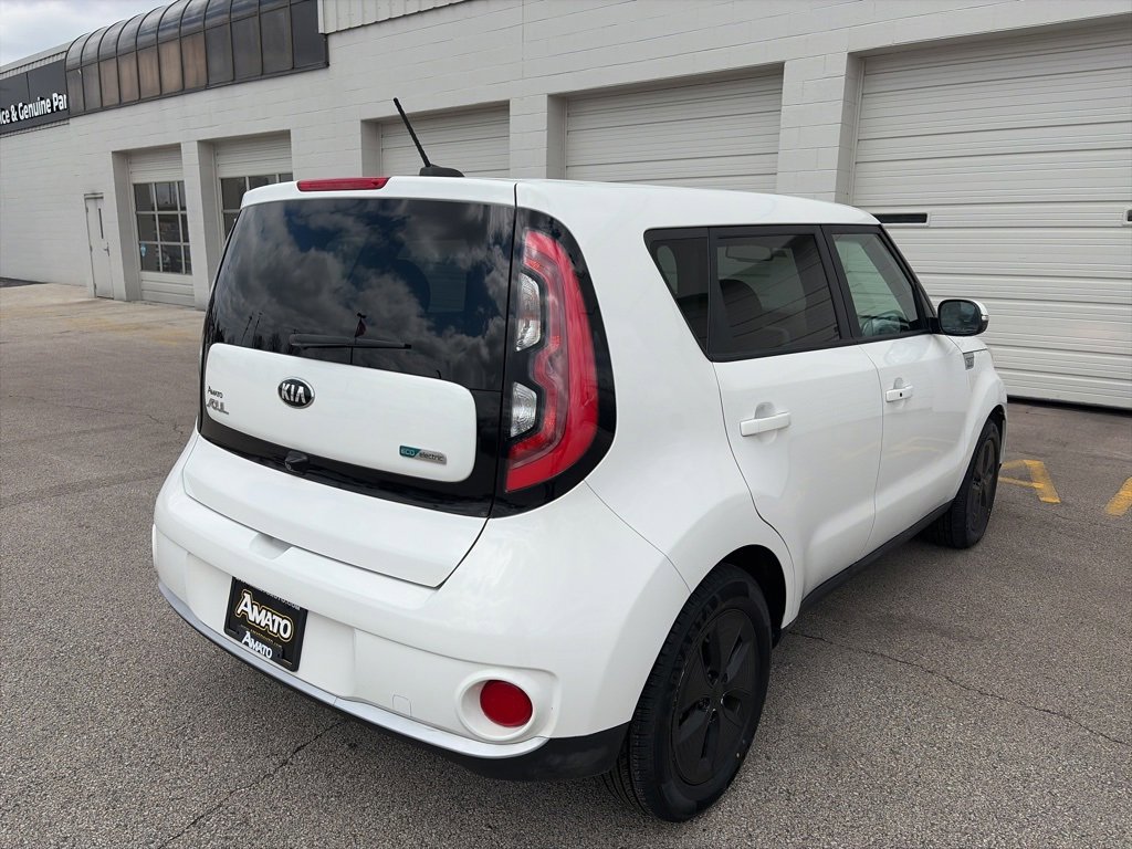 Used 2017 Kia Soul EV image 7