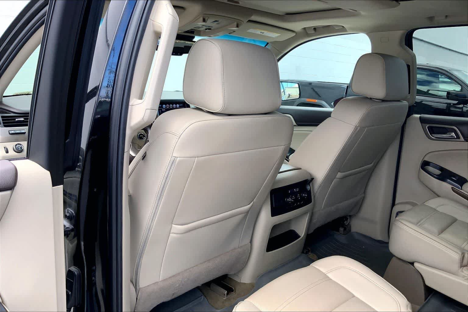 Used 2018 GMC Yukon XL Denali w/ Denali Ultimate Package AWD/4WD image 12