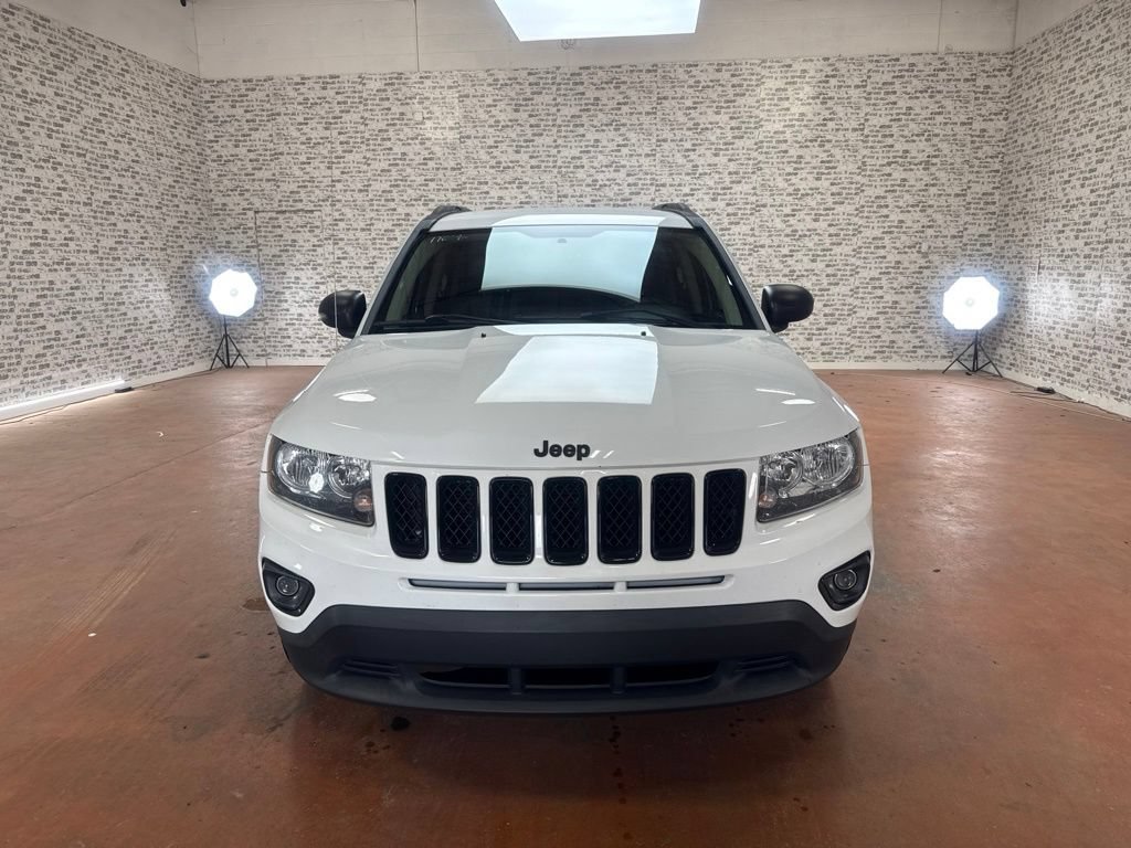 Used 2015 Jeep Compass Sport w/ Power Value Group FWD image 2