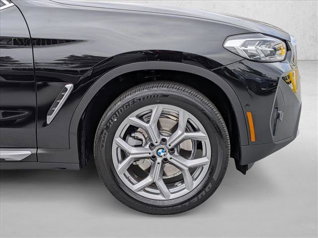 Used 2025 BMW X4 xDrive30i AWD/4WD image 25
