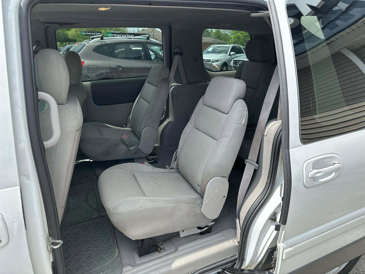 Used 2006 Pontiac Montana SV6 w/ Convenience Package FWD image 22
