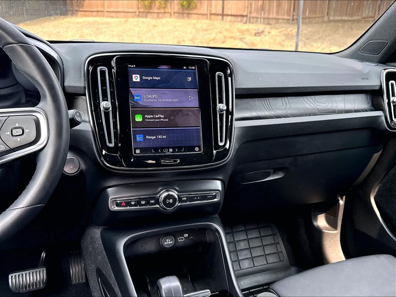 Used 2023 Volvo XC40 Recharge Core w/ Protection Package Premier AWD/4WD image 9